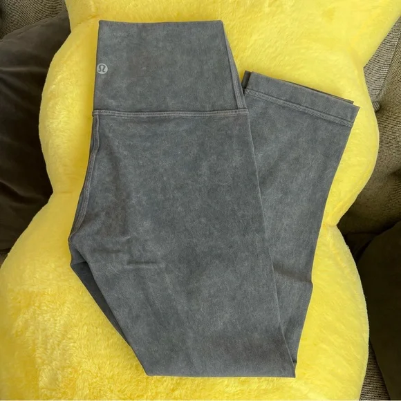 LULULEMON WUNDER UNDER CROP (HI-RISE) *FULL-ON LUXTREME 21" SIZE 4 Washed Luna - Picture 5 of 5